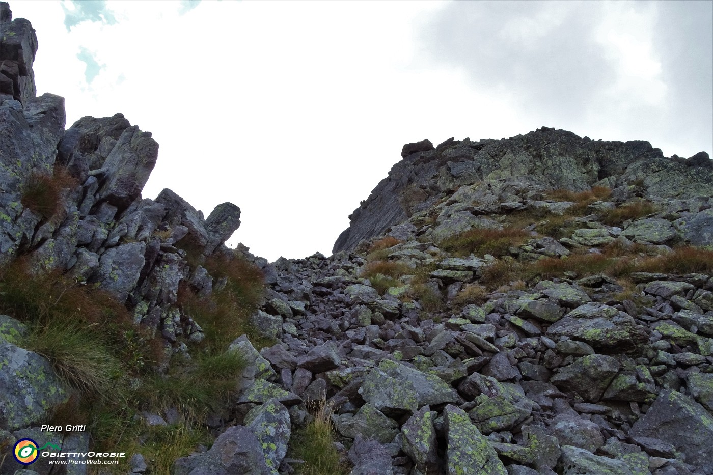 51 Ultimo tratto rpido di  salita al Pizzo Camilla (2230 m).JPG